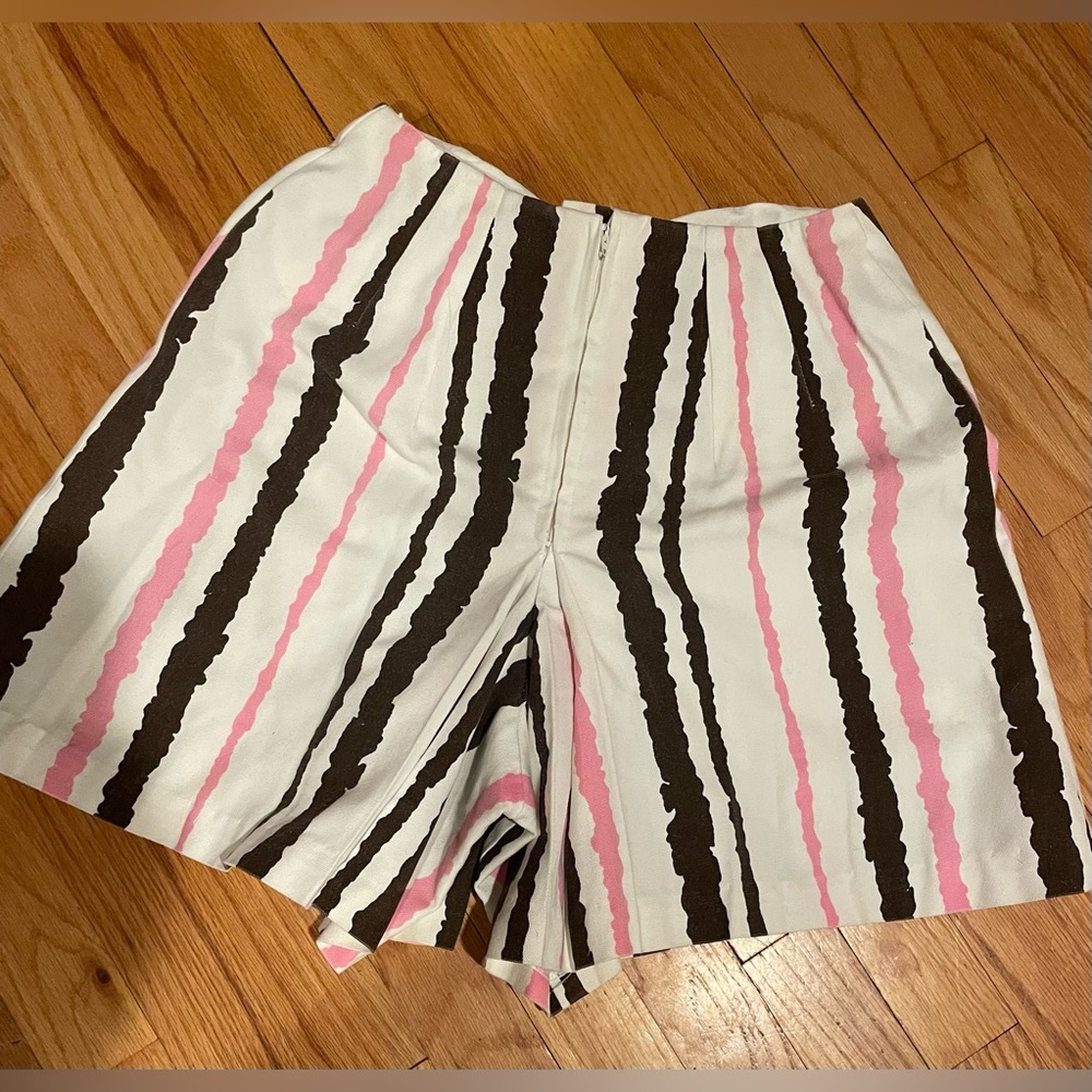 Vintage 60s / 70s Brown White & Pink Striped Pleated Shorts / Sportswear Skort - Picture 7 of 9